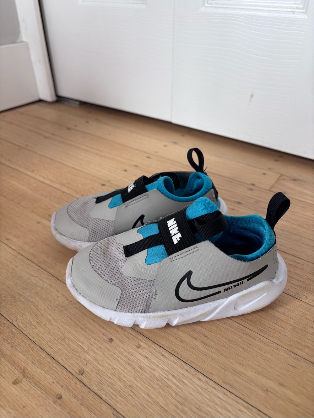 Nike sneakers. 9 size